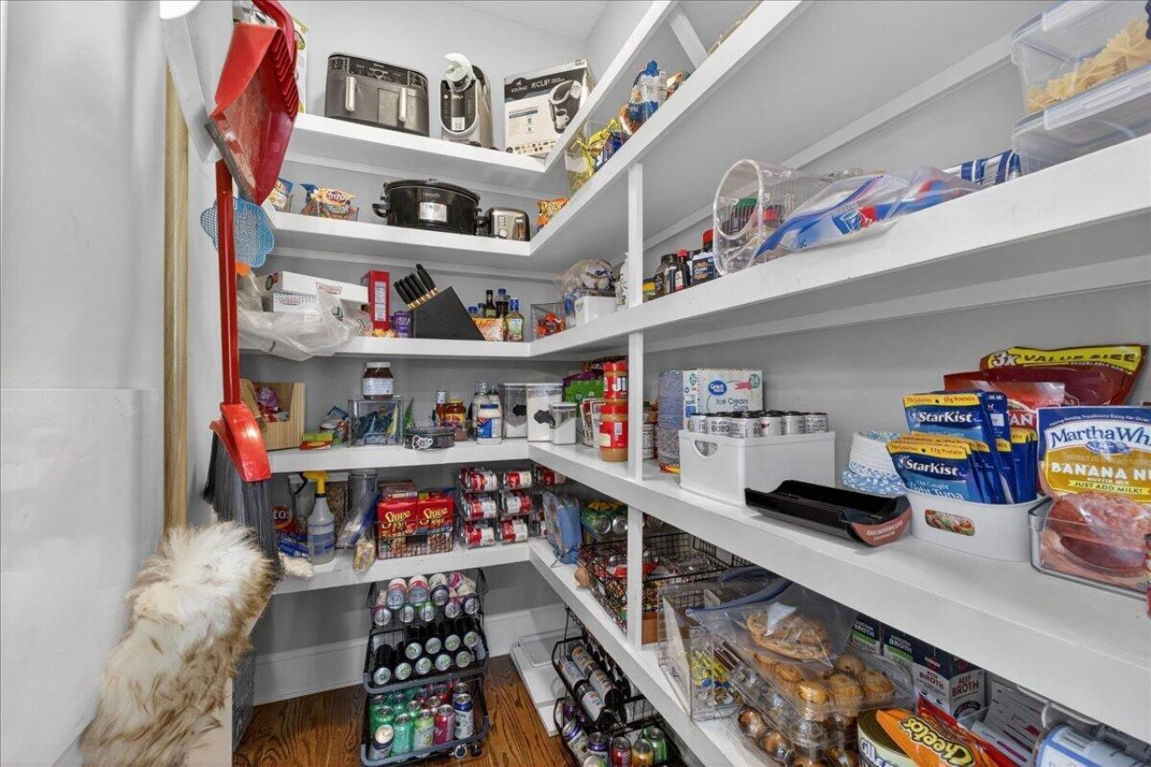 1104 Beresford Run Photo 6