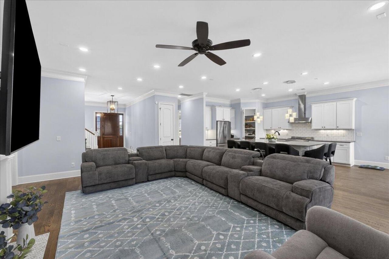 1104 Beresford Run Photo 9