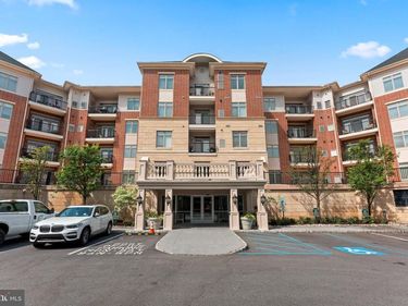 516 CARSON TERRACE, HUNTINGDON VALLEY, PA 19006