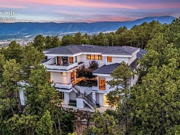 205 Cobblestone Way, Monument, CO 80132