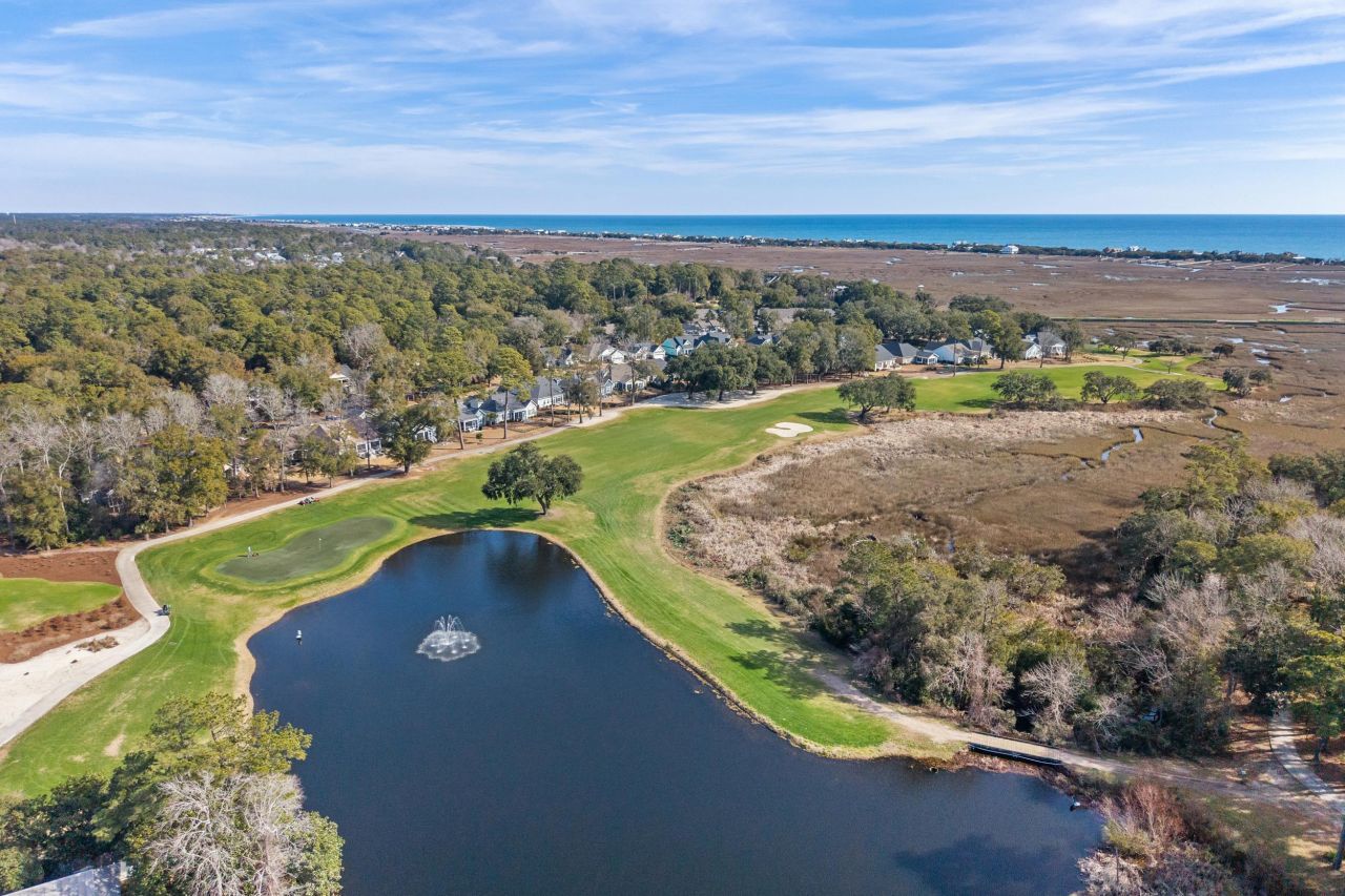 200 Stillwood Dr. Photo 36