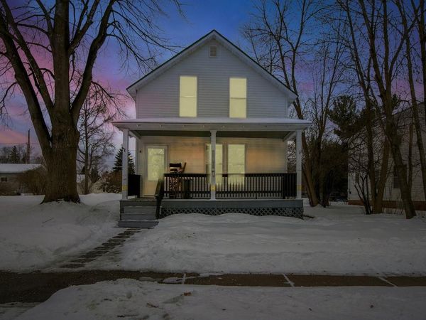 915 11th Ave W, Ashland, WI 54806