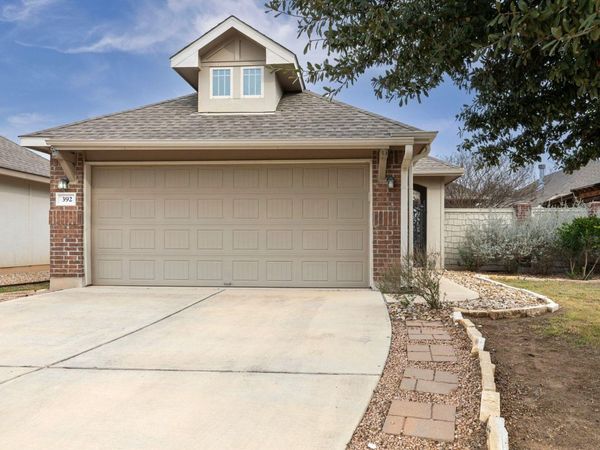 392 Tilly LN, Buda, TX 78610