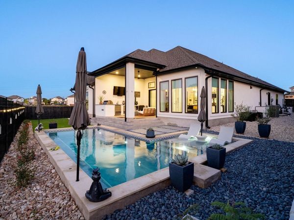 1105 Joe Carson DR, Leander, TX 78641