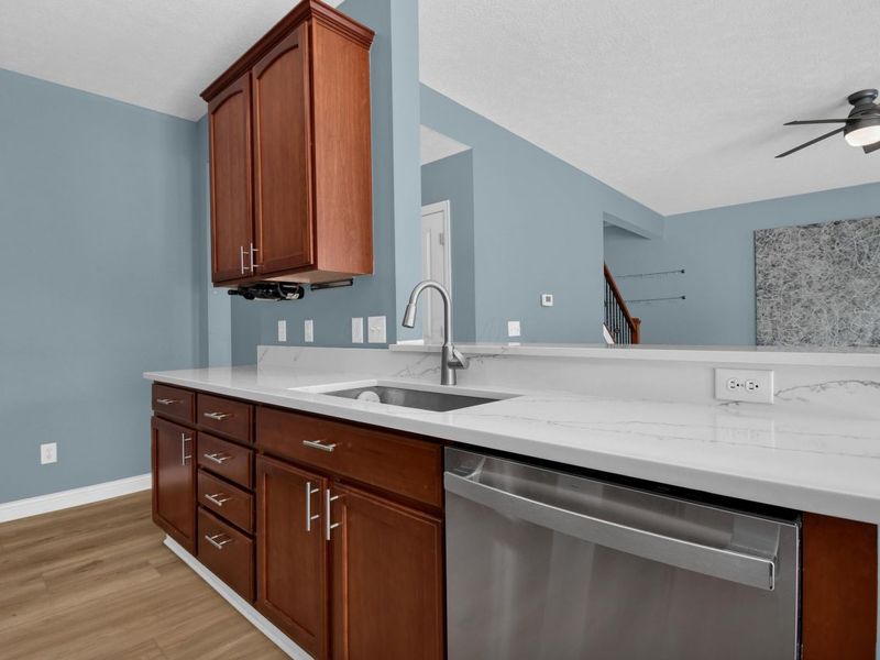 362 Hoskins Way, Columbus, OH 43213 Photo 15