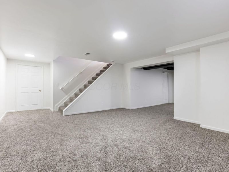 8900 Latham Court, Reynoldsburg, OH 43068 Photo 38