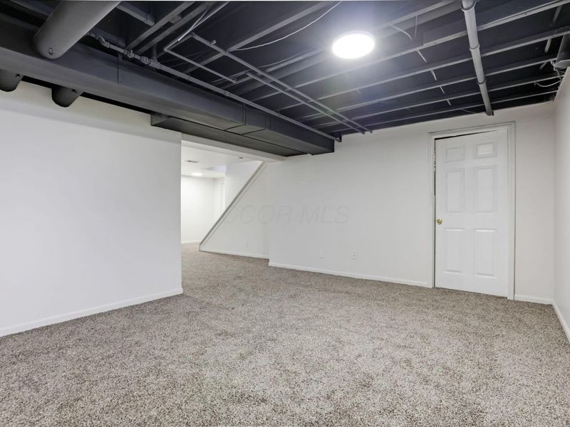 8900 Latham Court, Reynoldsburg, OH 43068 Photo 42