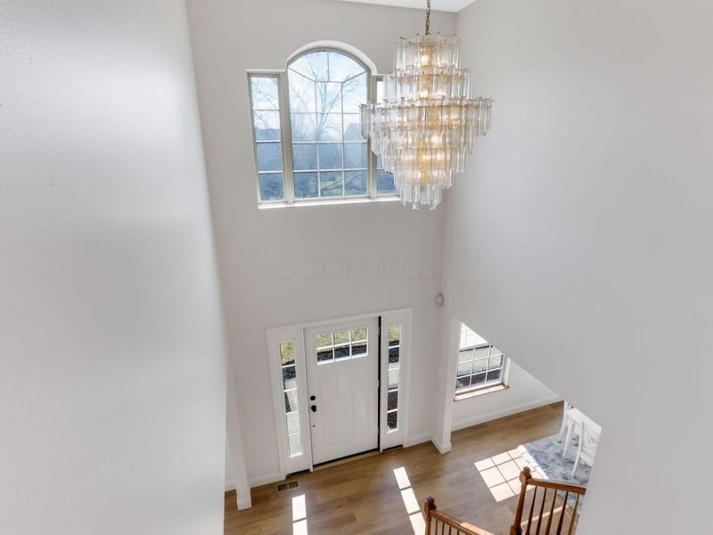 8900 Latham Court, Reynoldsburg, OH 43068 Photo 5