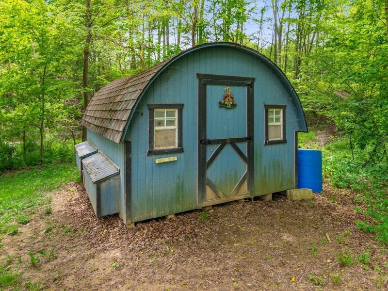 8263 Bennington Chapel Road, Centerburg, OH 43011 Photo 13