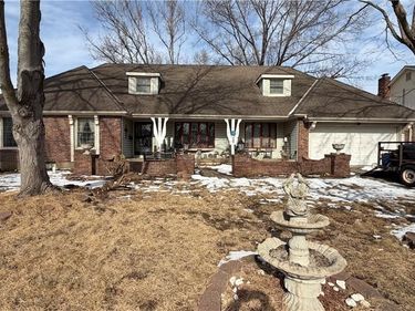 14722 E 43rd Street, Independence, MO 64055