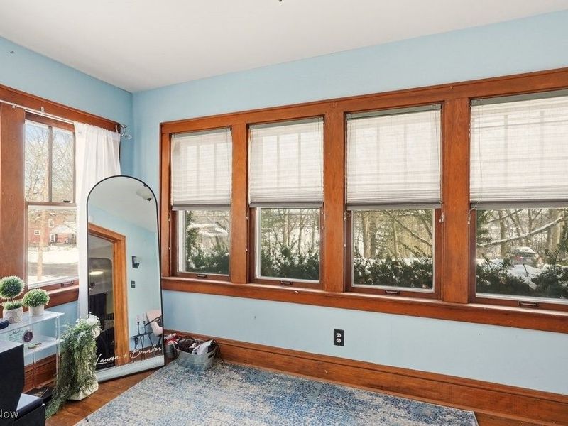 1556 Overlook Drive, Akron, OH 44314 Photo 11