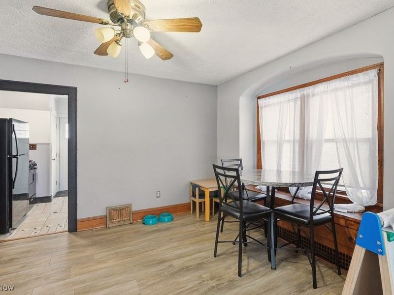 1556 Overlook Drive, Akron, OH 44314 Photo 12