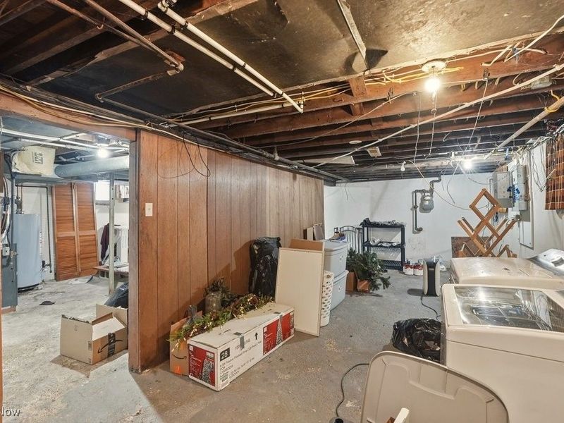 1556 Overlook Drive, Akron, OH 44314 Photo 28