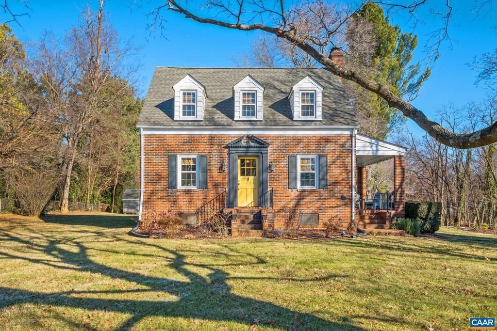 602 N Main St, Gordonsville, VA 22942 Main Photo