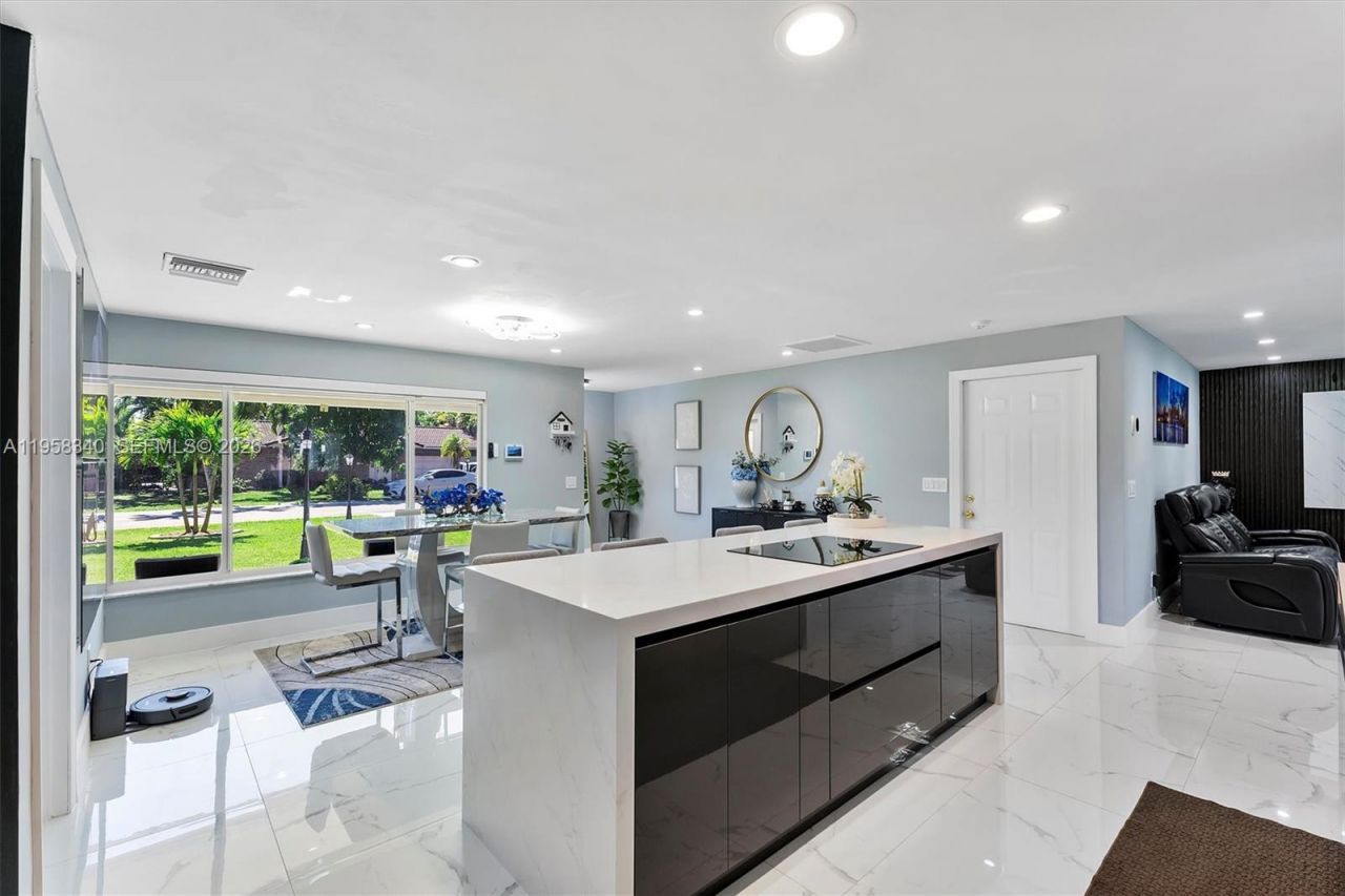 7501 NW 42nd St, Coral Springs, FL 33065 Photo