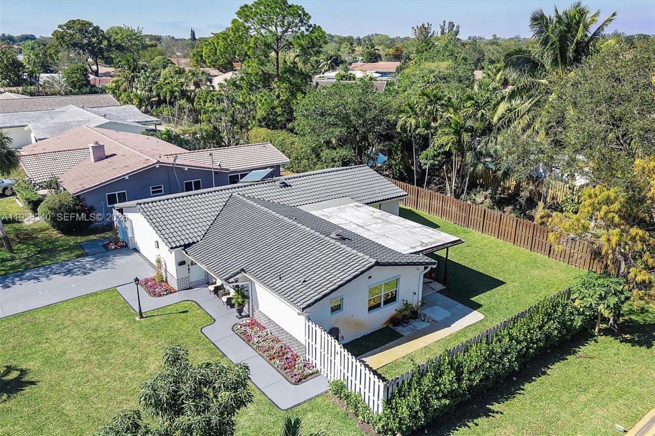 7501 NW 42nd St, Coral Springs, FL 33065 Photo