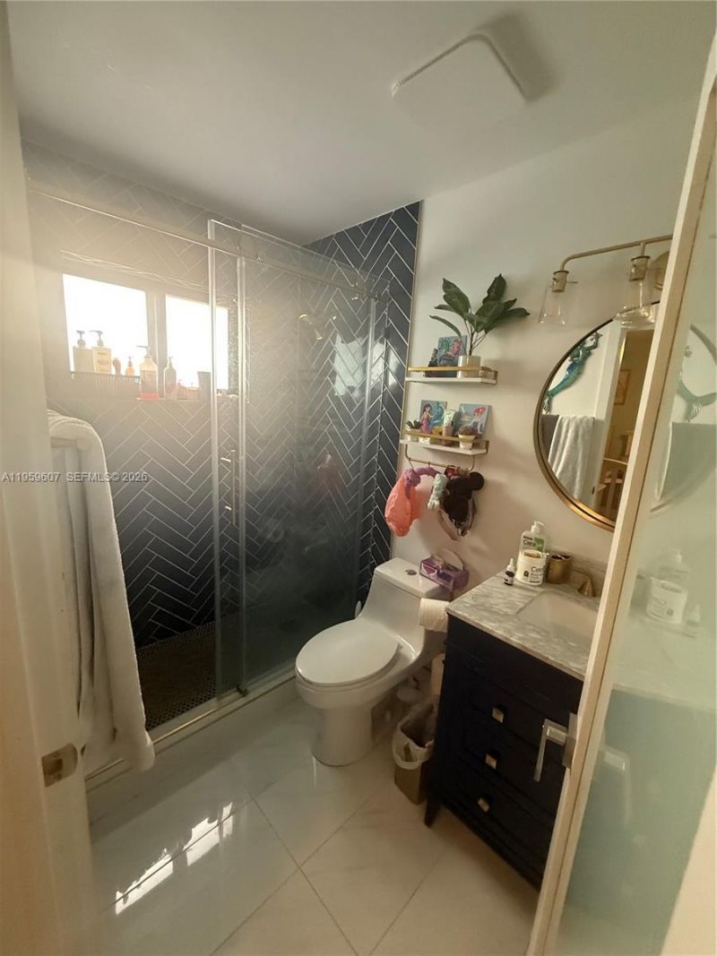 3050 SW 26th St, Miami, FL 33133 Photo