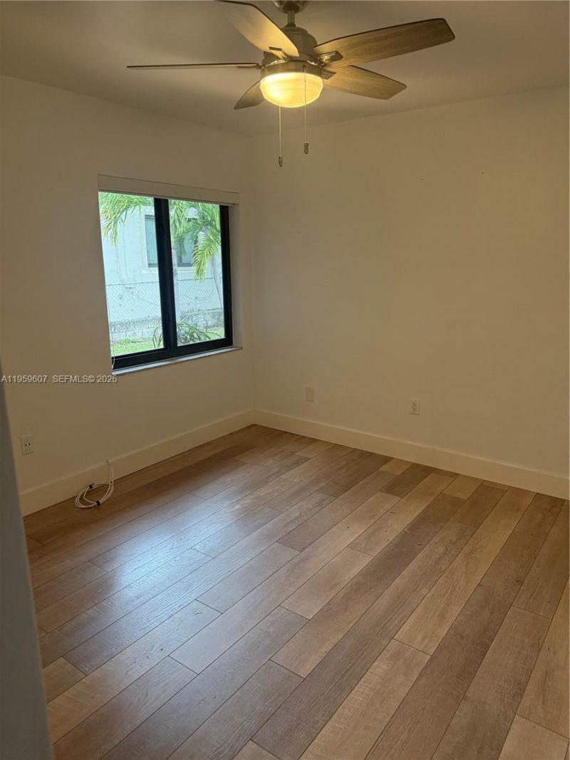 3050 SW 26th St, Miami, FL 33133 Photo