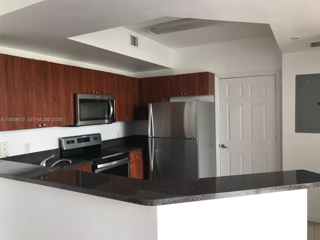 115 SW 11 St, Unit 802, Miami, FL 33130 Photo