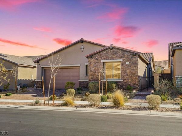 556 Comodo Street, Henderson, NV 89011