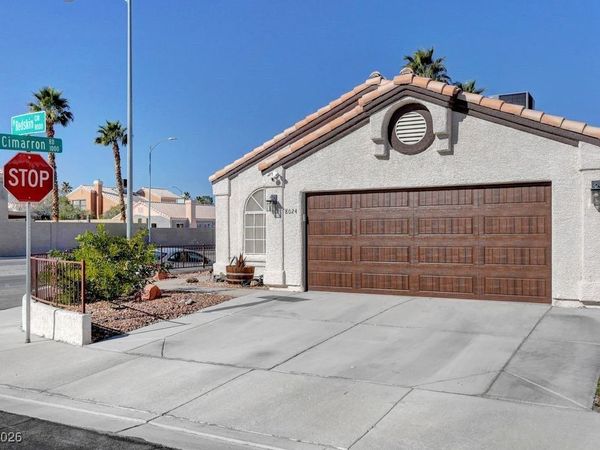 8024 Redskin Circle, Las Vegas, NV 89145