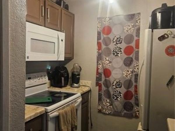 3976 Colors Court , Unit 40, Las Vegas, NV 89103