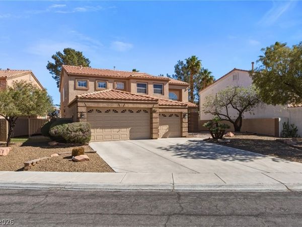 8404 Bay Crest Drive, Las Vegas, NV 89128