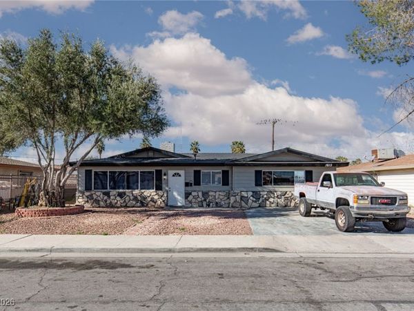 1613 Manhattan Drive, Las Vegas, NV 89106
