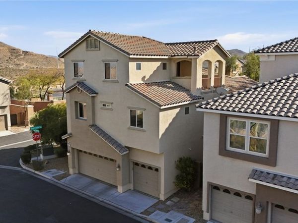6927 Cook Inlet Avenue, Las Vegas, NV 89179