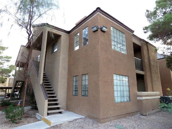 2700 N Rainbow Boulevard, Unit 2097, Las Vegas, NV 89108
