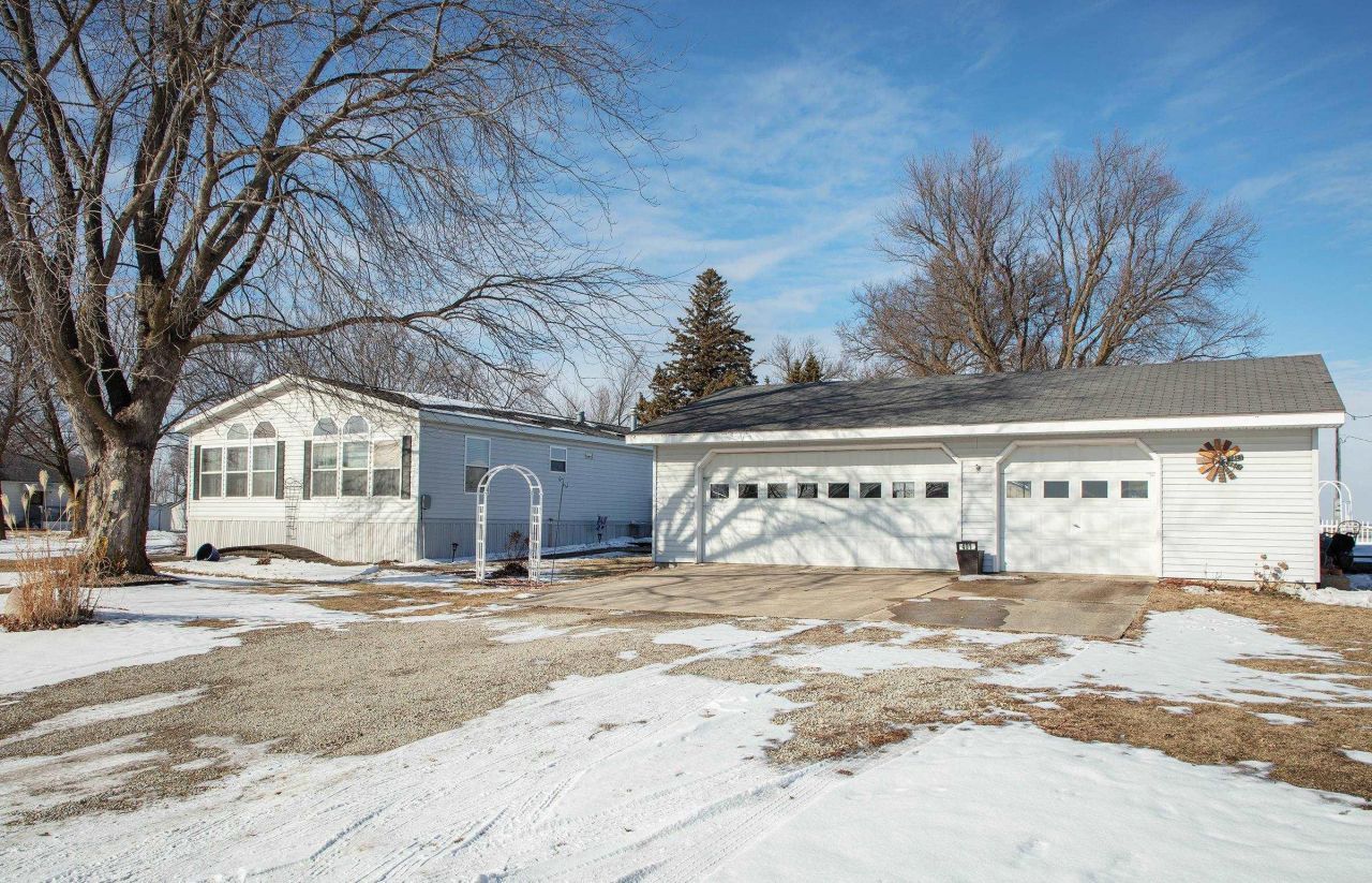 401 N Main Street, Tripoli, IA 50676 Main Photo