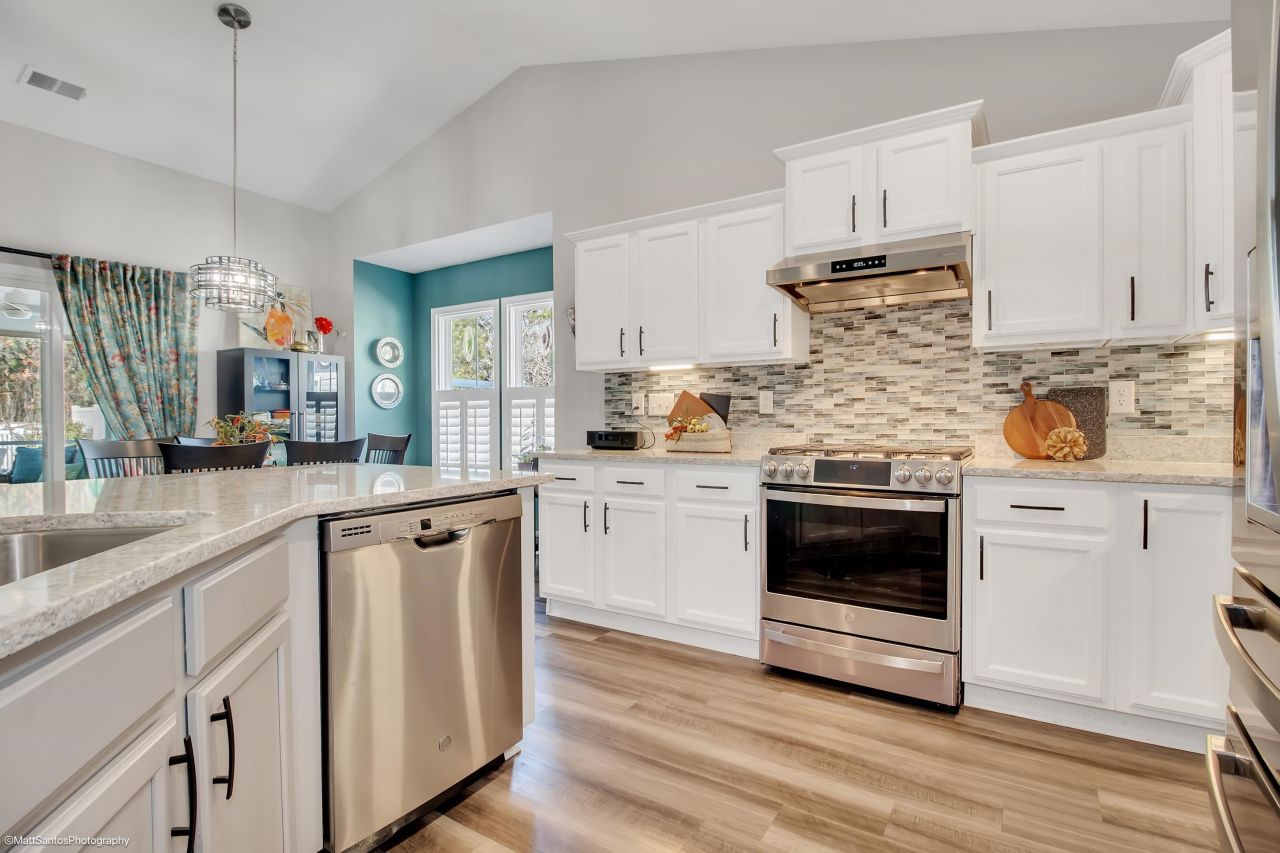 4001 On Deck Circle Photo 13