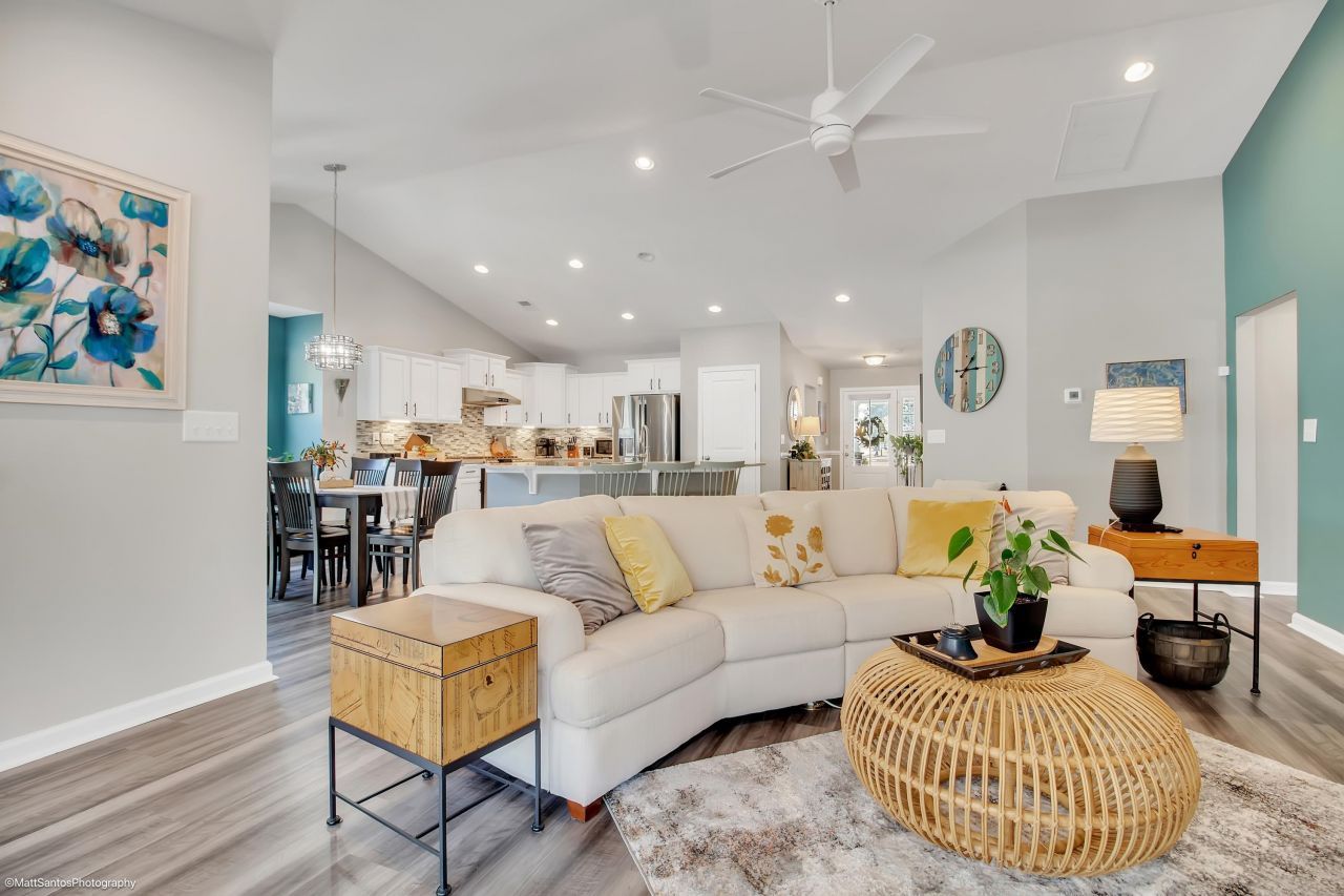 4001 On Deck Circle Photo 15