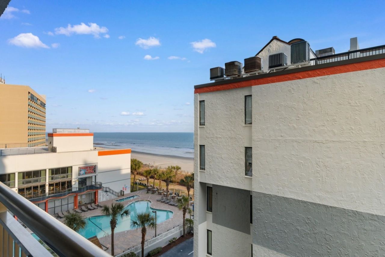 7200 N Ocean Blvd. Photo 17