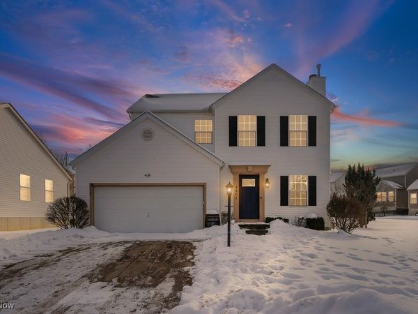 4464 Newcastle Cove, Brunswick, OH 44212