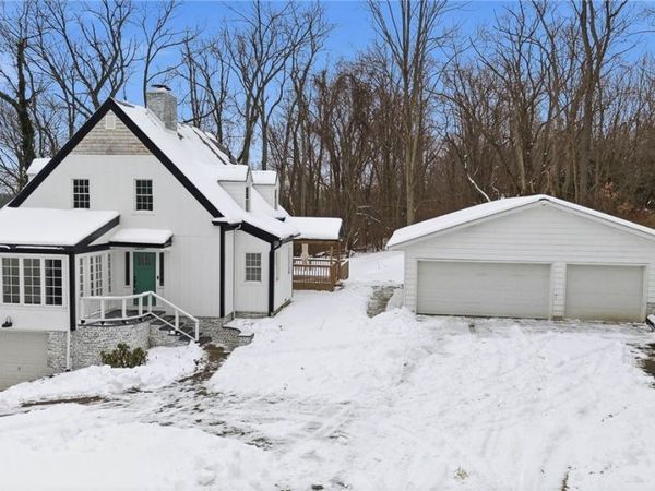 3246 Stimson Road, Barberton, OH 44203