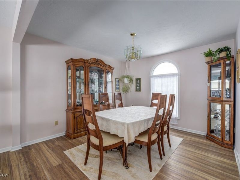 452 Brambleside Drive, Brunswick, OH 44212 Photo 10