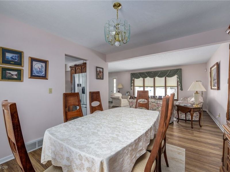 452 Brambleside Drive, Brunswick, OH 44212 Photo 11