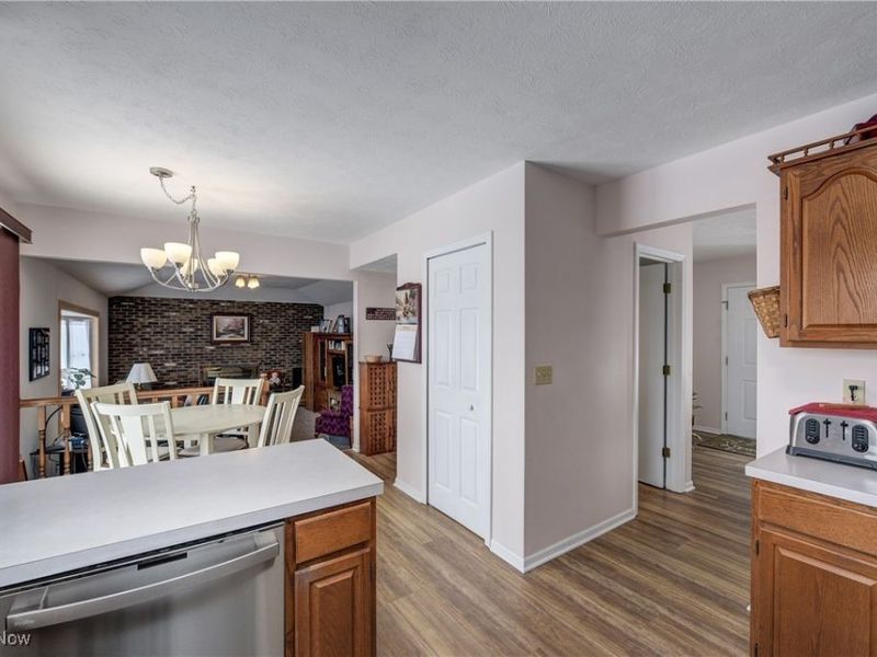 452 Brambleside Drive, Brunswick, OH 44212 Photo 16