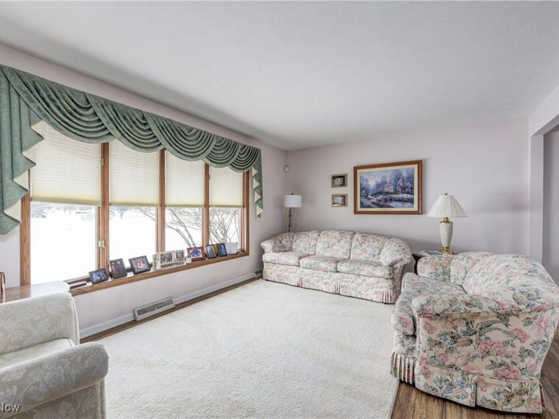 452 Brambleside Drive, Brunswick, OH 44212 Photo 7