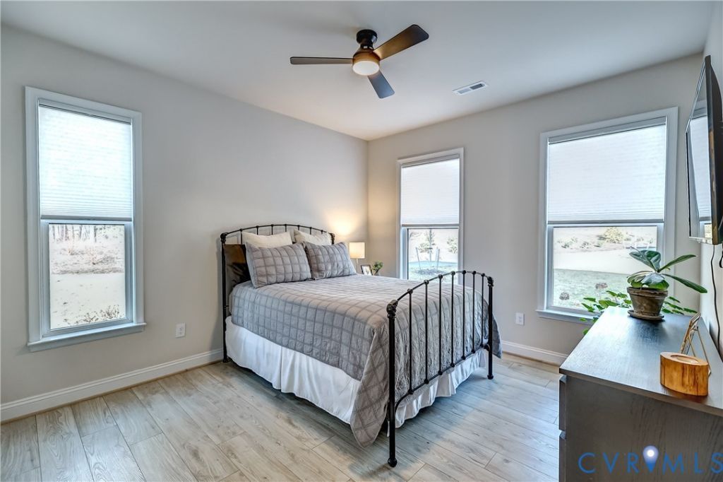 4322 Dominion Forest Circle Glen Allen, VA 23060