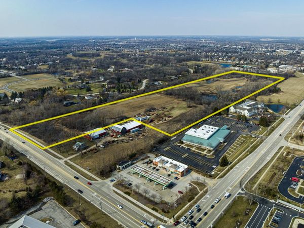 17150 W Washington Street, Gurnee, IL 60031