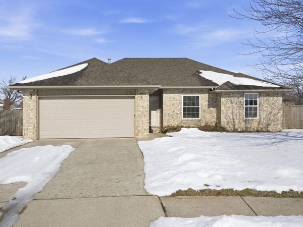 1901 E Overland Drive, Ozark, MO 65721