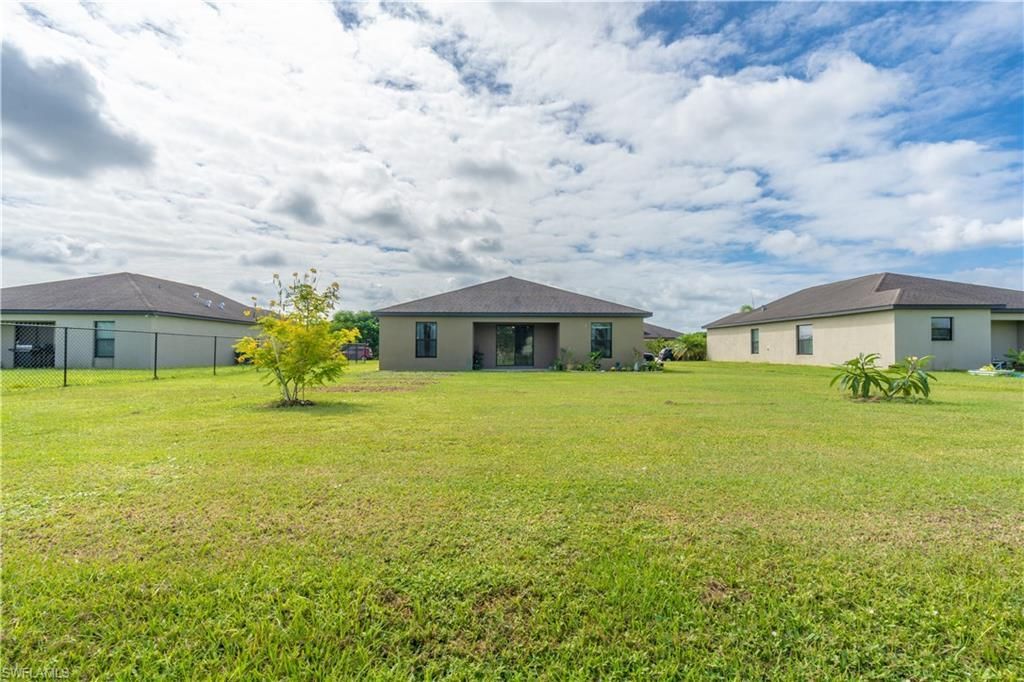 727 Morningview Ct, Lehigh Acres, FL 33974 Photo