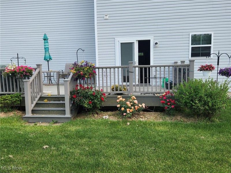 2671 Wintergreen Lane, Ravenna, OH 44266 Photo 2