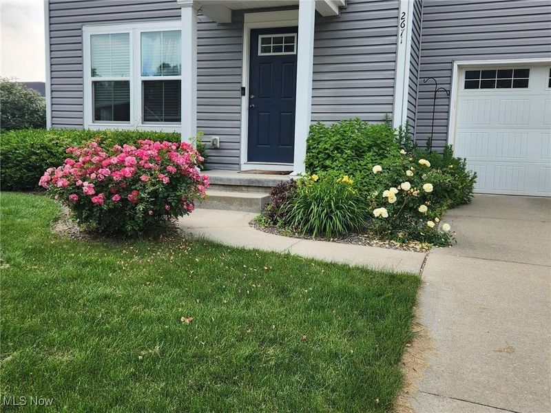 2671 Wintergreen Lane, Ravenna, OH 44266 Photo 2