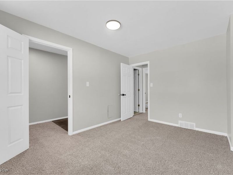 797 Babbitt Road, Unit 15, Euclid, OH 44123 Photo 14