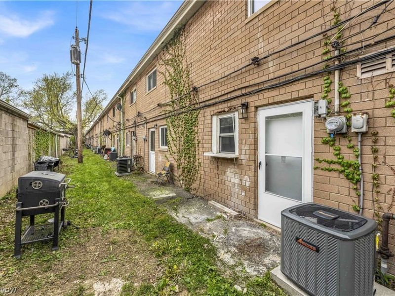 797 Babbitt Road, Unit 15, Euclid, OH 44123 Photo 20