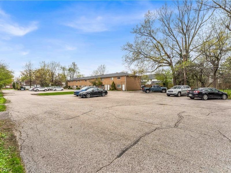 797 Babbitt Road, Unit 15, Euclid, OH 44123 Photo 21