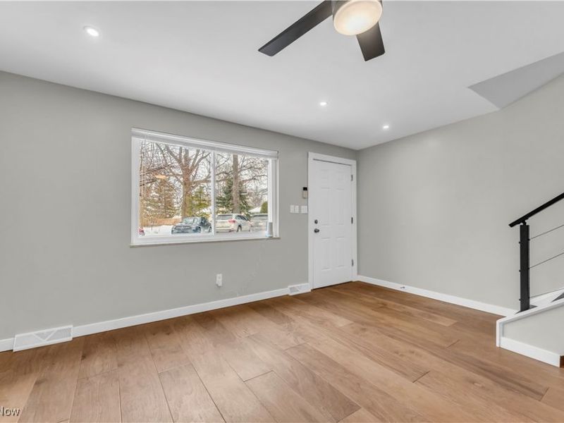 797 Babbitt Road, Unit 15, Euclid, OH 44123 Photo 4